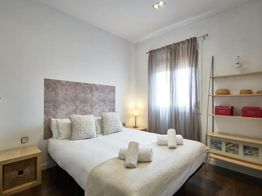 Appartamento Bed&Bcn Arquimedes Barcellona Esterno foto