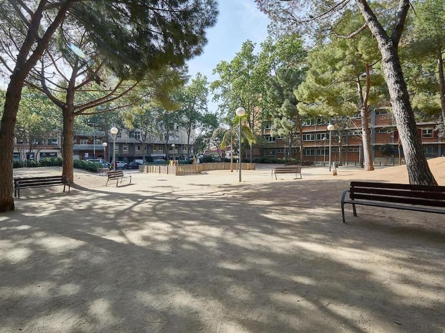 Appartamento Bed&Bcn Arquimedes Barcellona Esterno foto