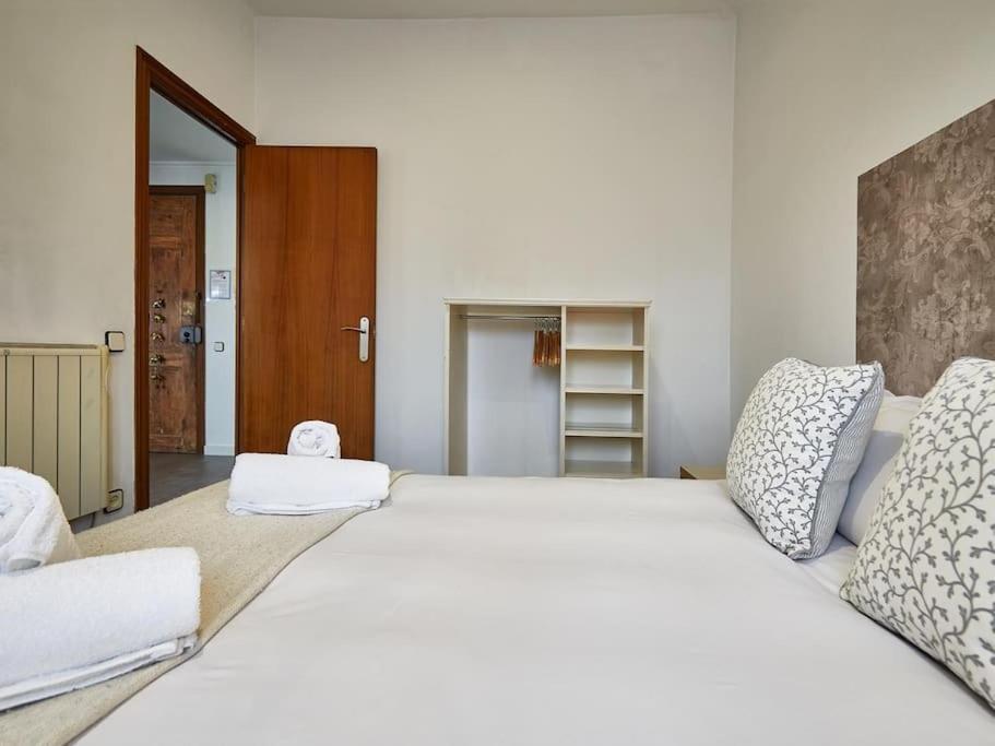 Appartamento Bed&Bcn Arquimedes Barcellona Esterno foto